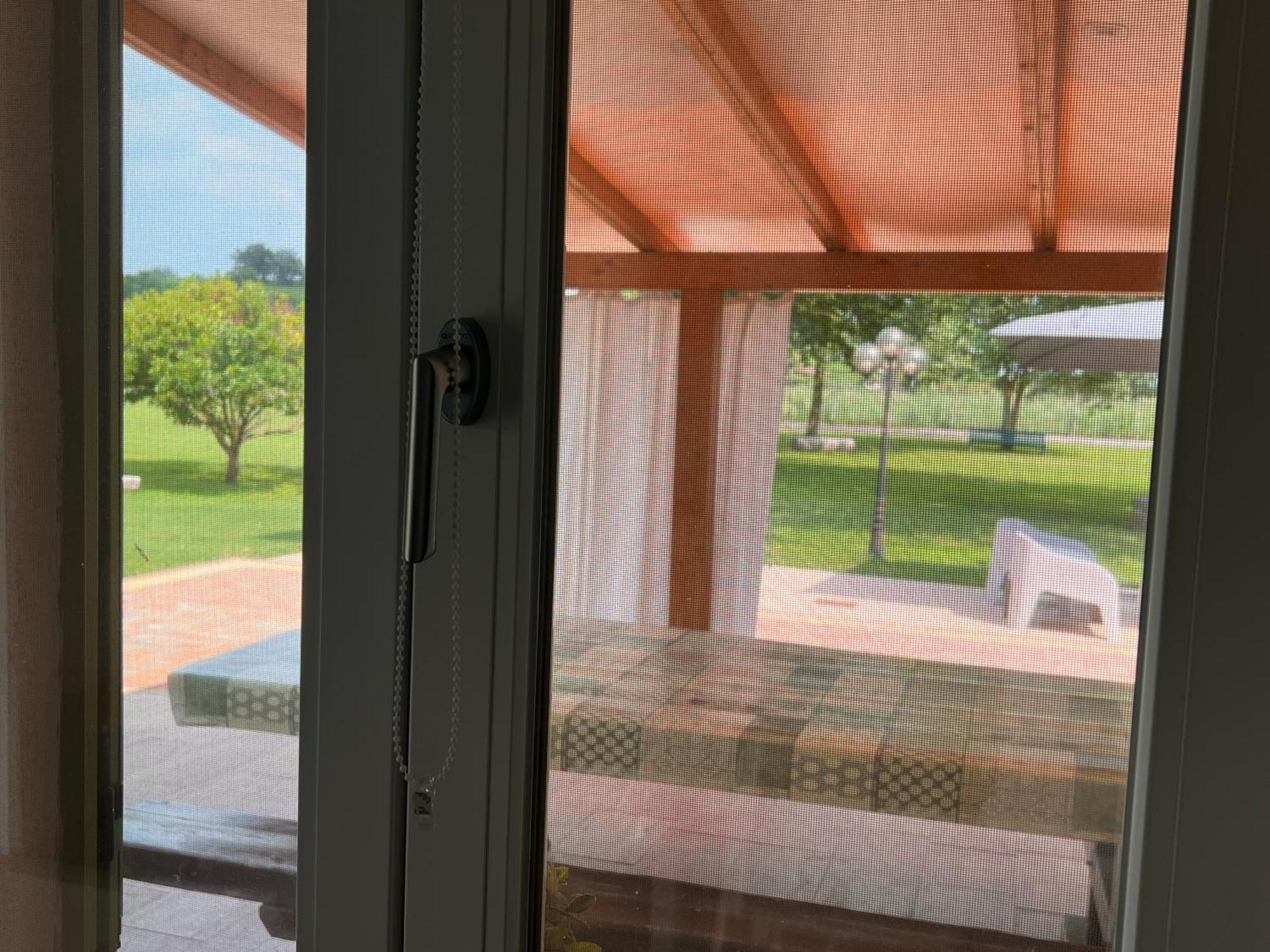 Appartamento "Casa Vacanze Corte Ara Decima" Sona Buitenkant foto